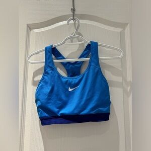 7 Nikes sports bras